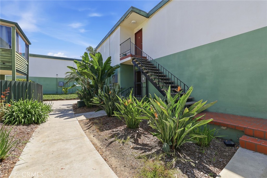 3700 Dean Drive 2401