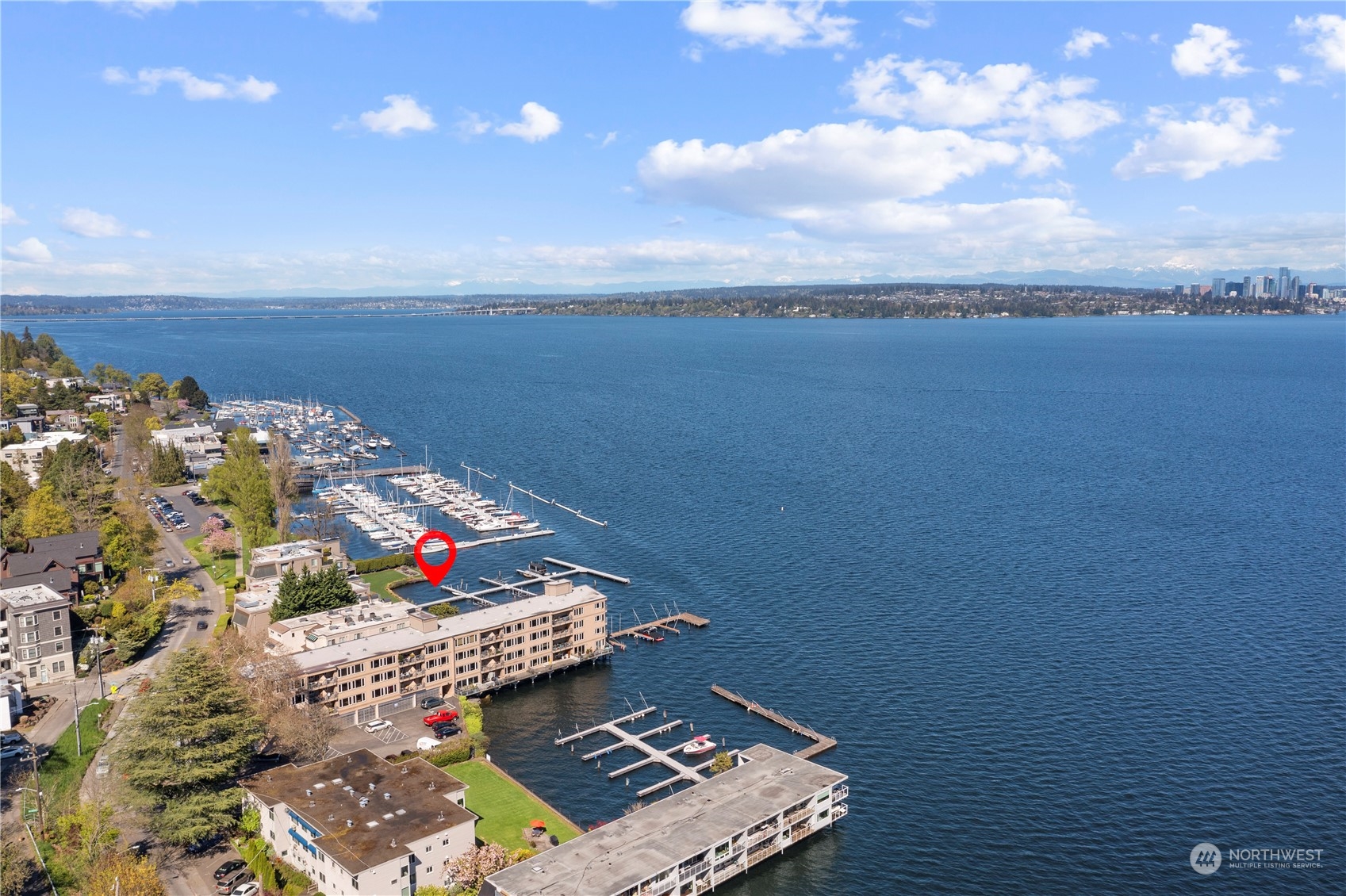 334 Lakeside Avenue S Unit: 304