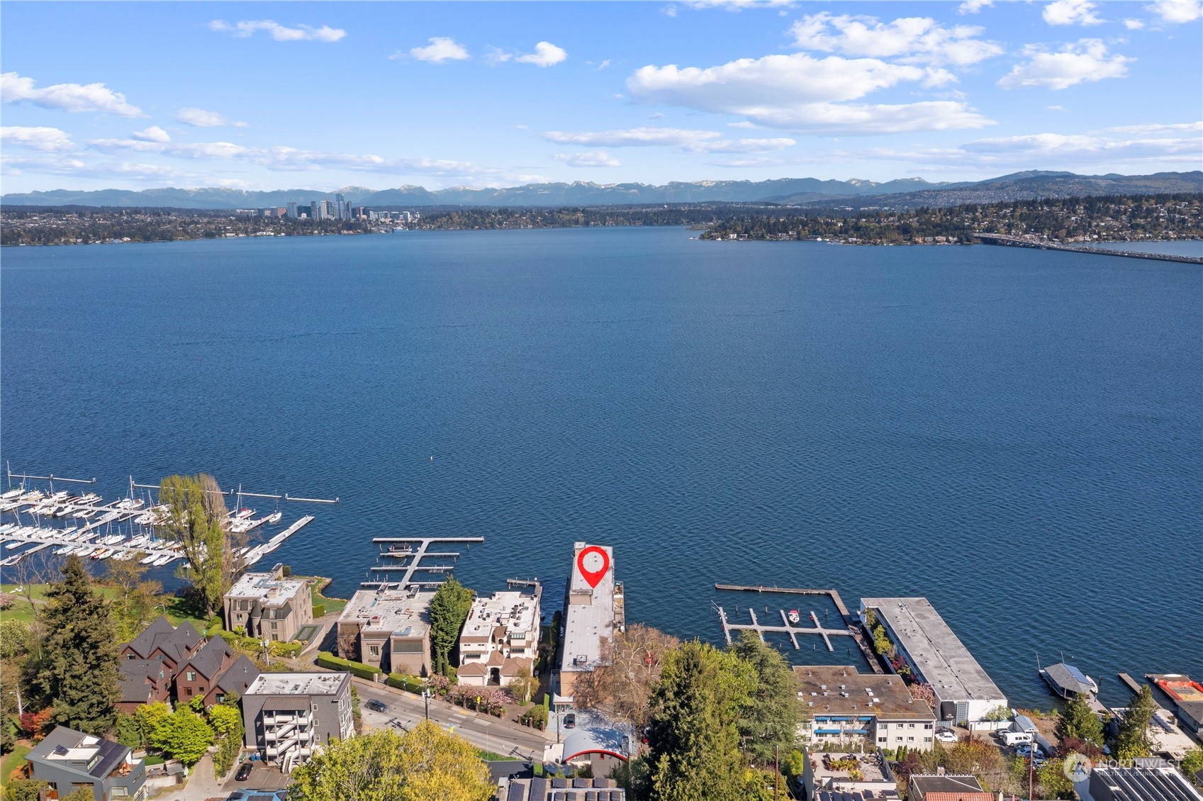 334 Lakeside Avenue S Unit: 304