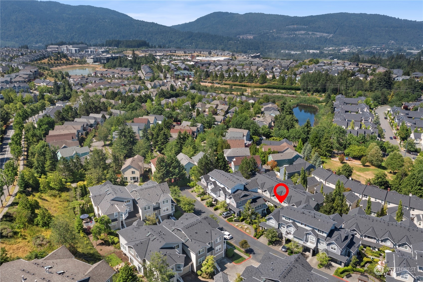 1601 NE Katsura Street Unit: 206