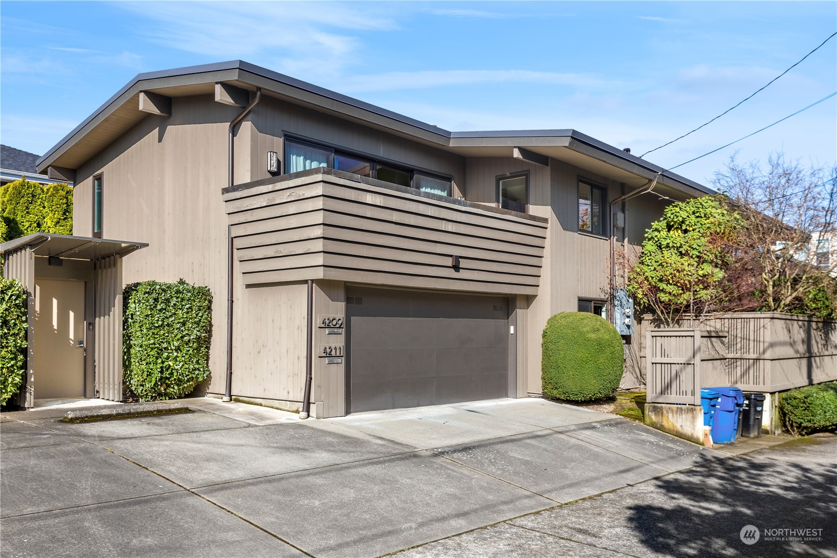 4209 E Lynn Street Unit: 1