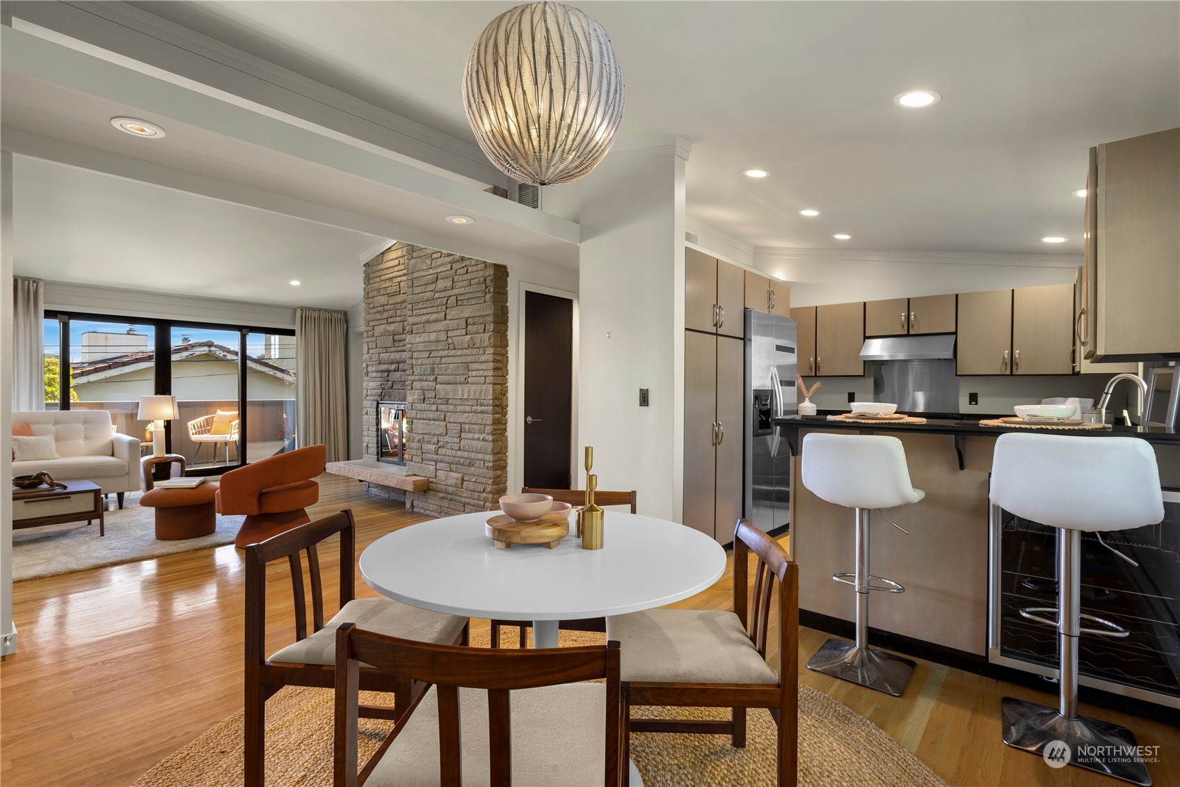 4209 E Lynn Street Unit: 1