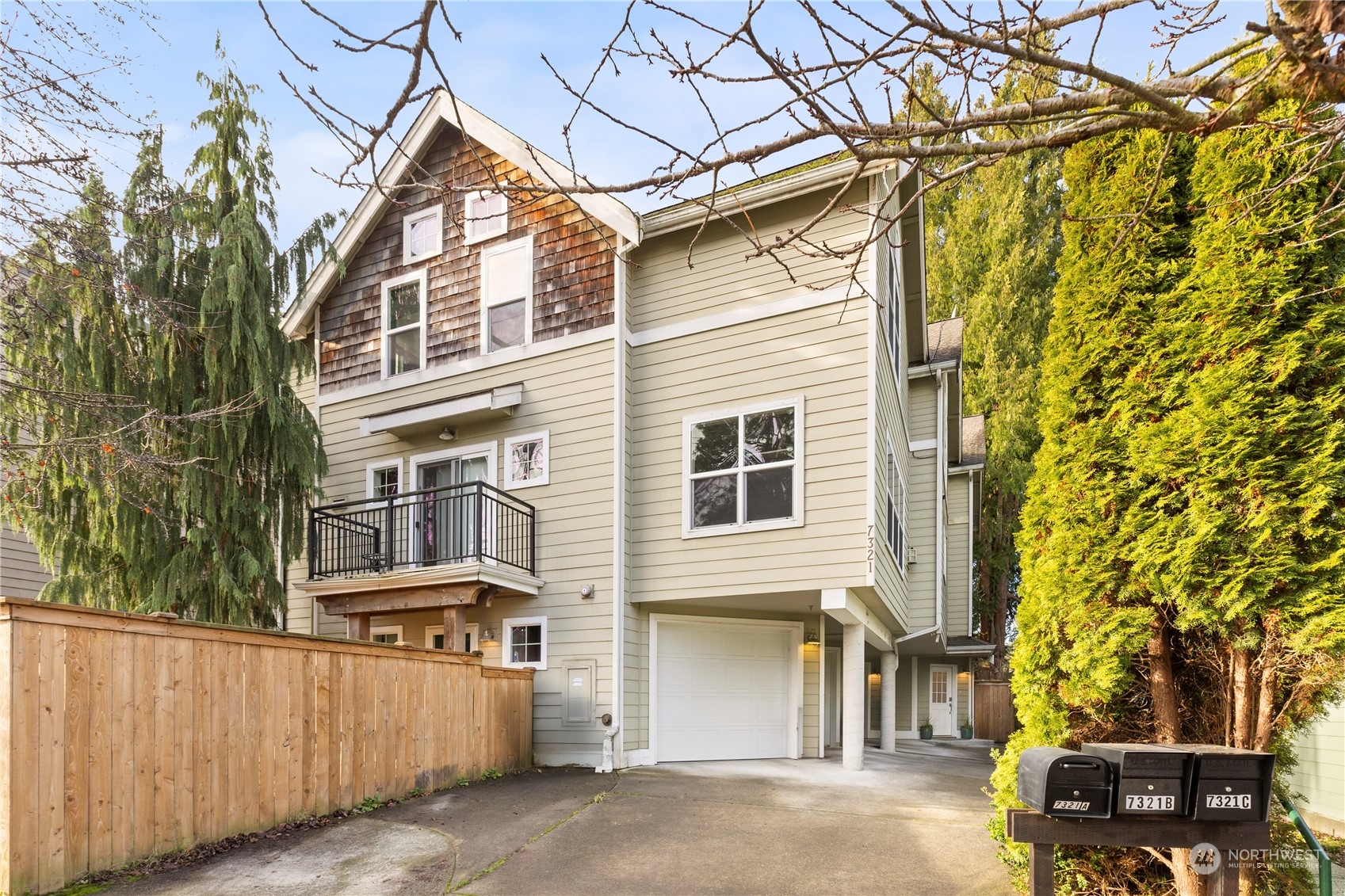 7321 47th Avenue SW Unit: C