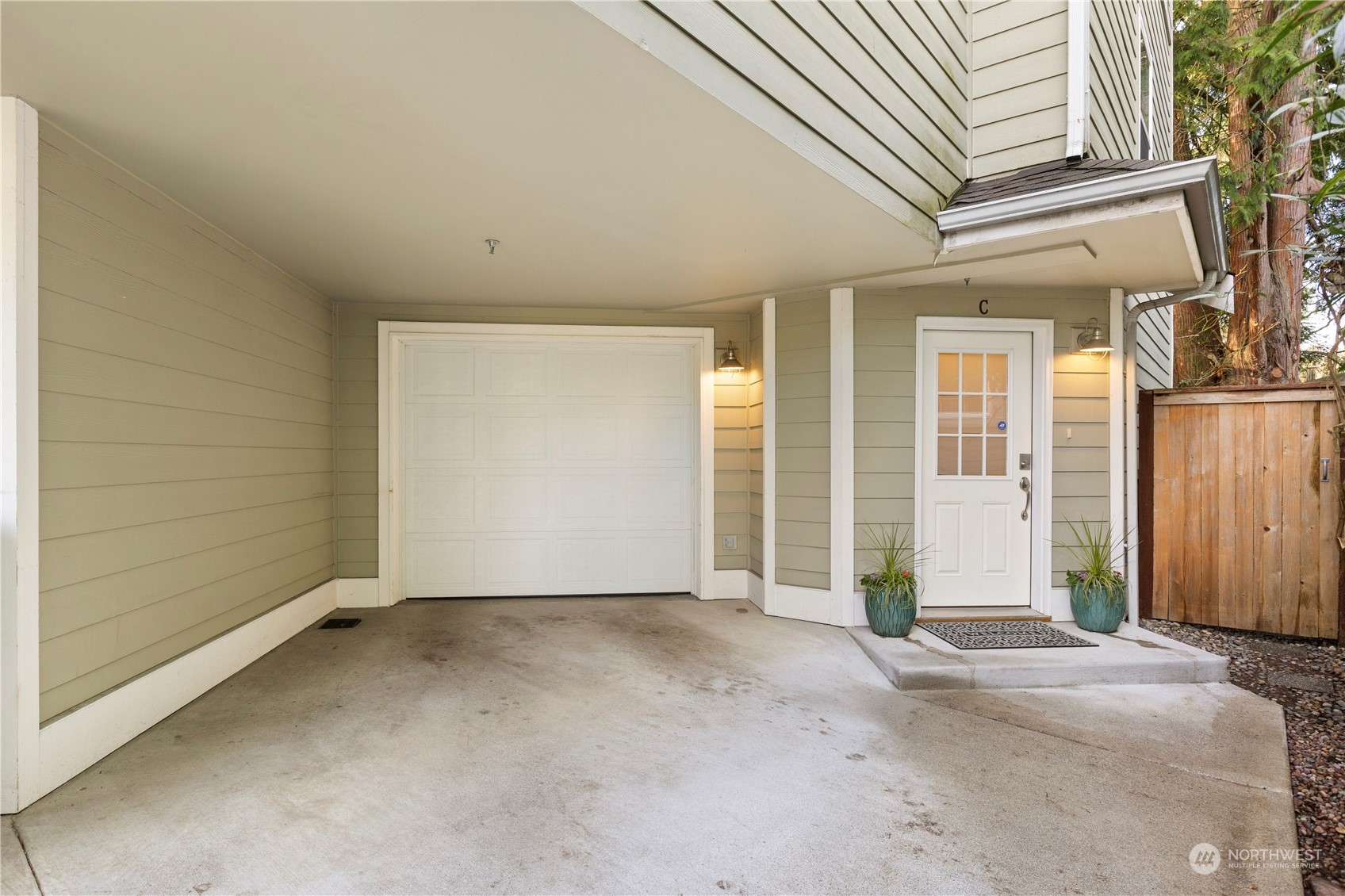 7321 47th Avenue SW Unit: C