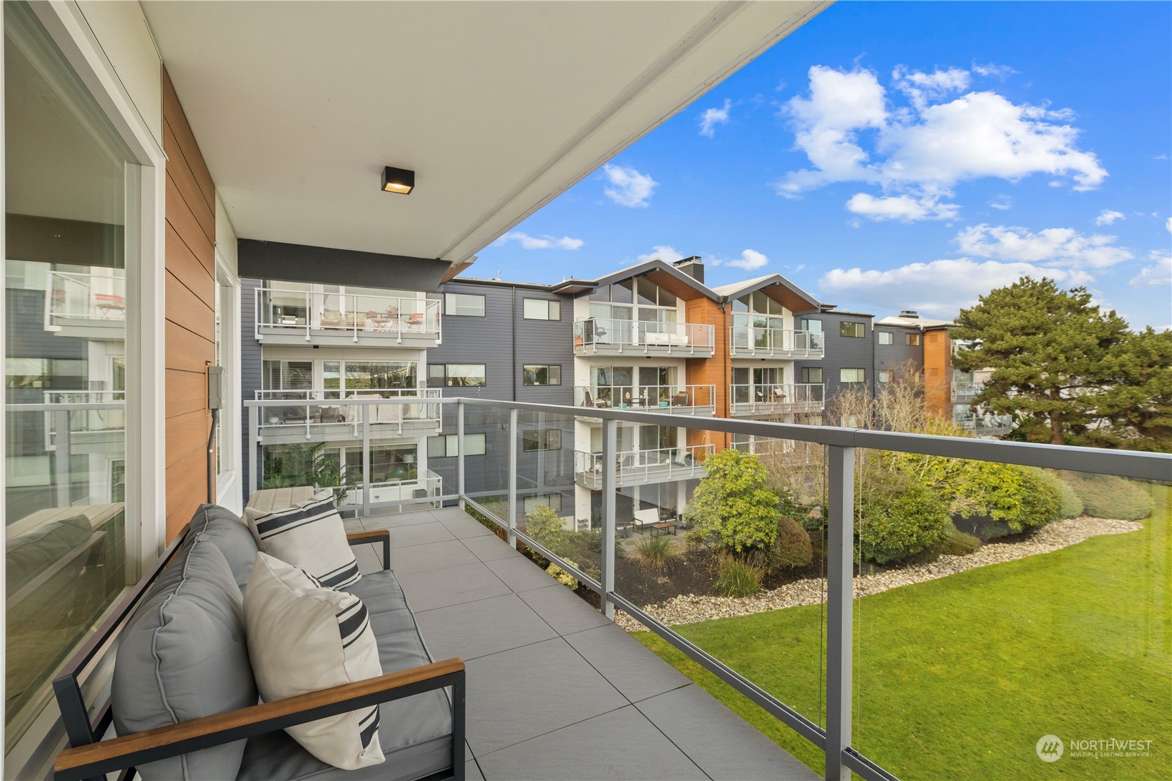 2500 Canterbury Lane E Unit: 301