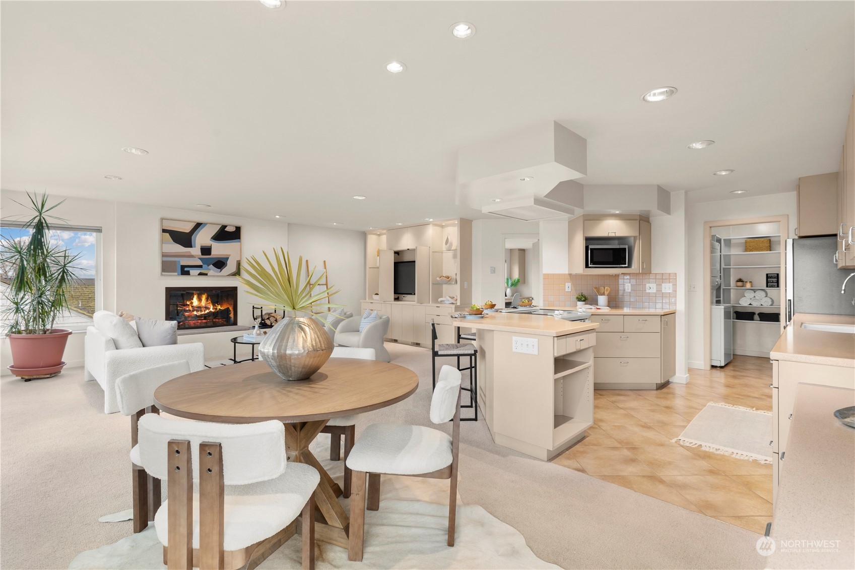 2500 Canterbury Lane E Unit: 301