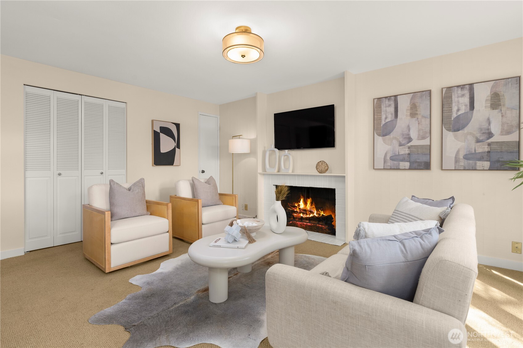 2250 39th Avenue E