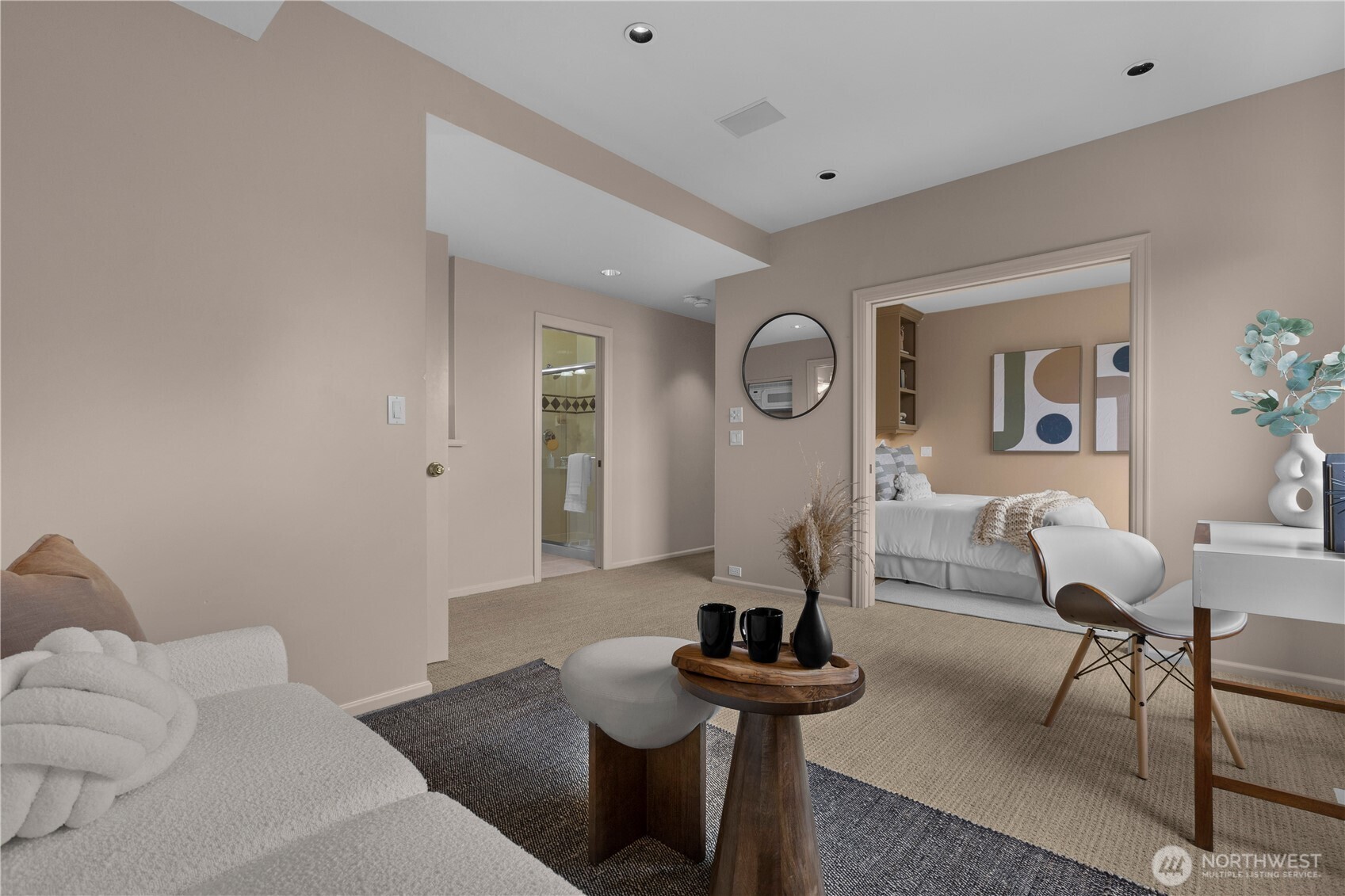 640 Hillside Drive E