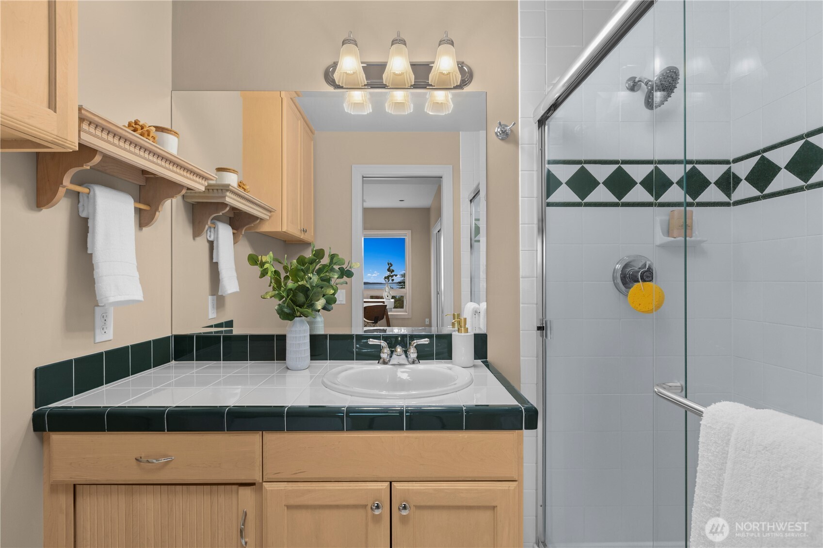 640 Hillside Drive E