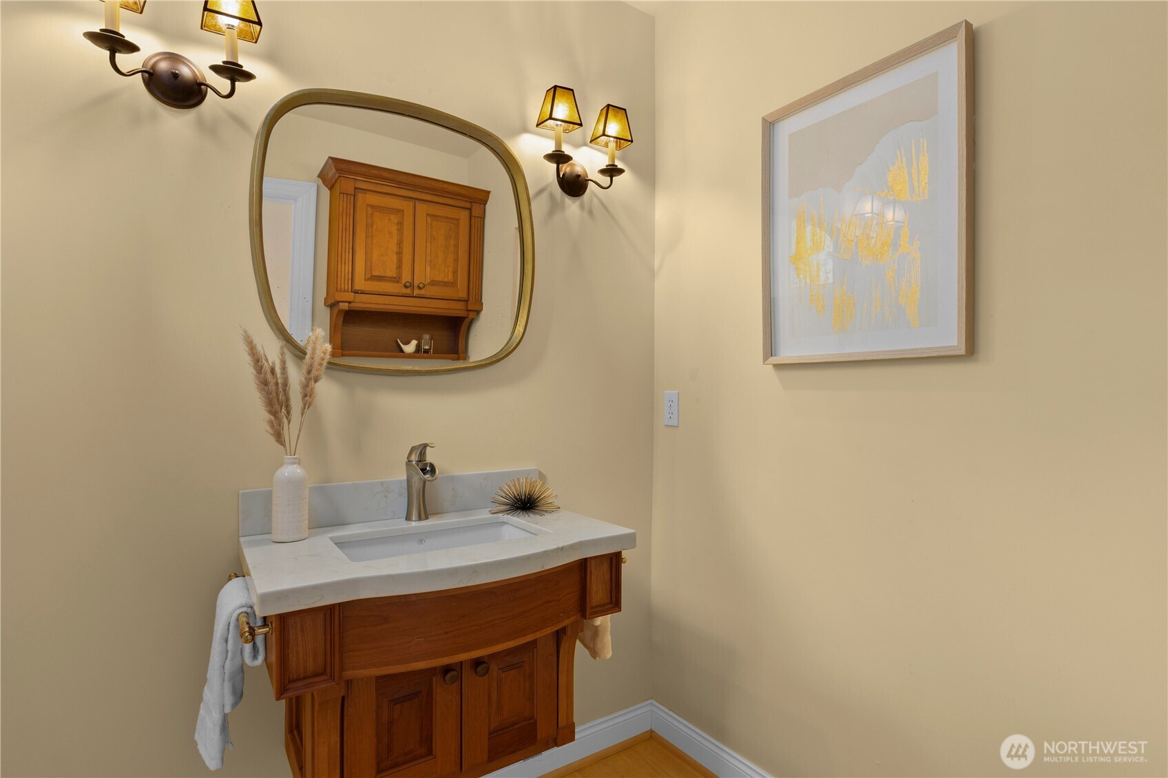 640 Hillside Drive E