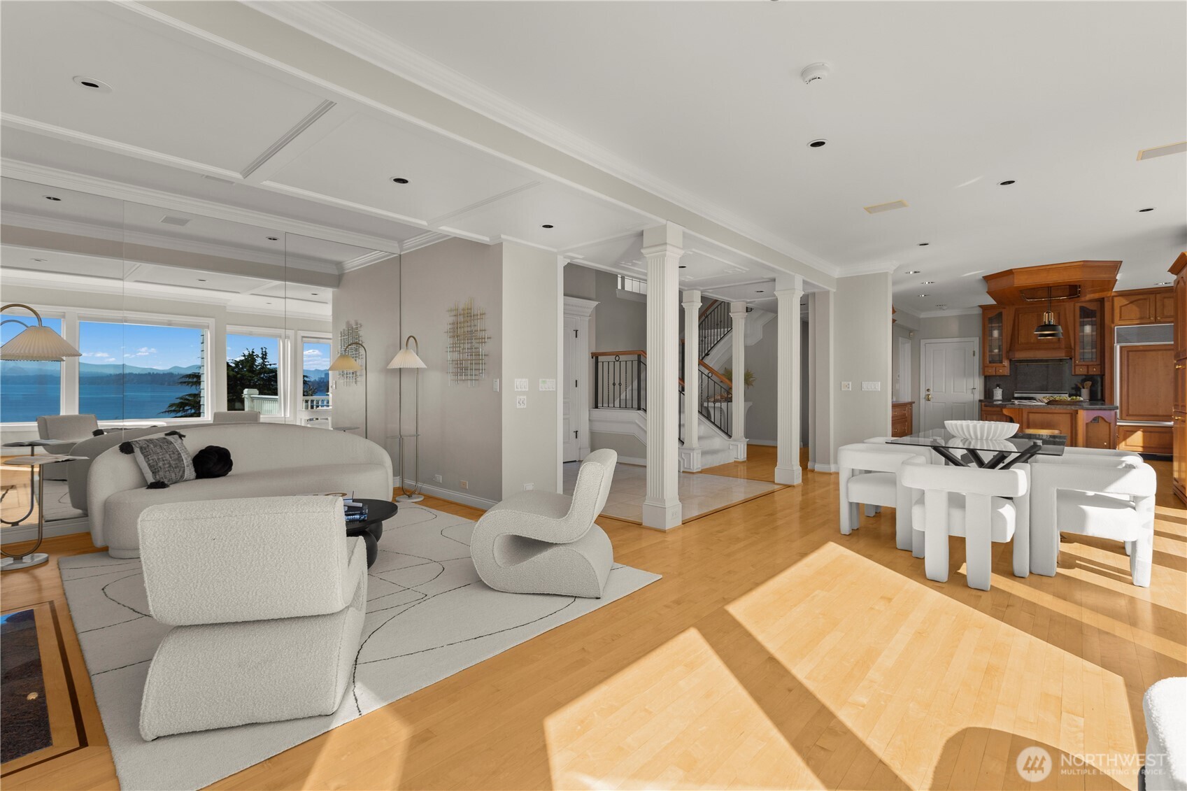 640 Hillside Drive E