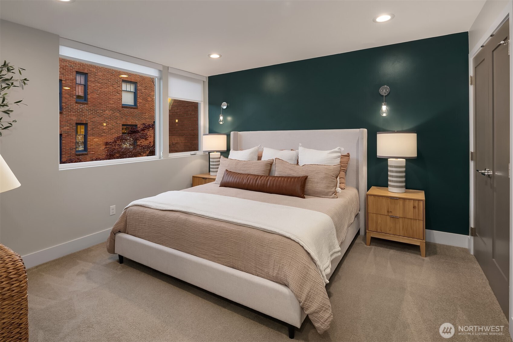 1629 42nd Avenue E Unit: B