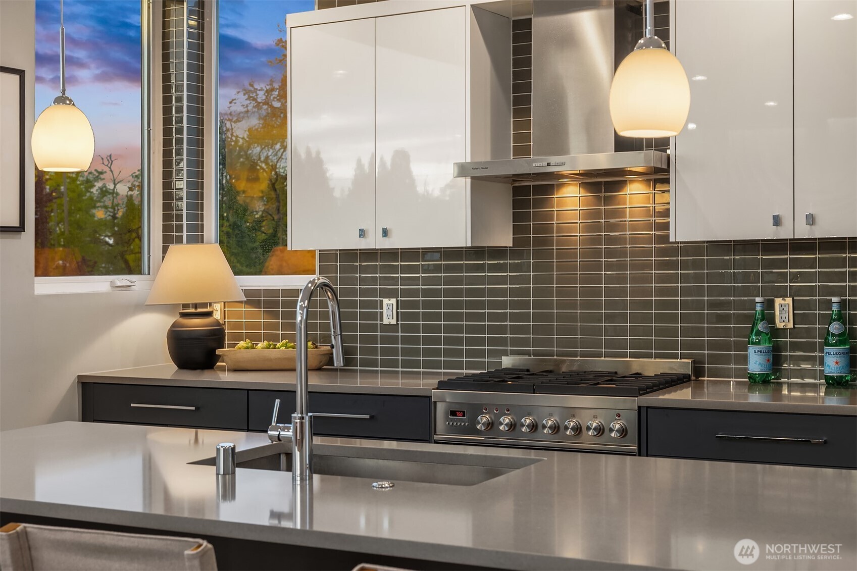 1629 42nd Avenue E Unit: B