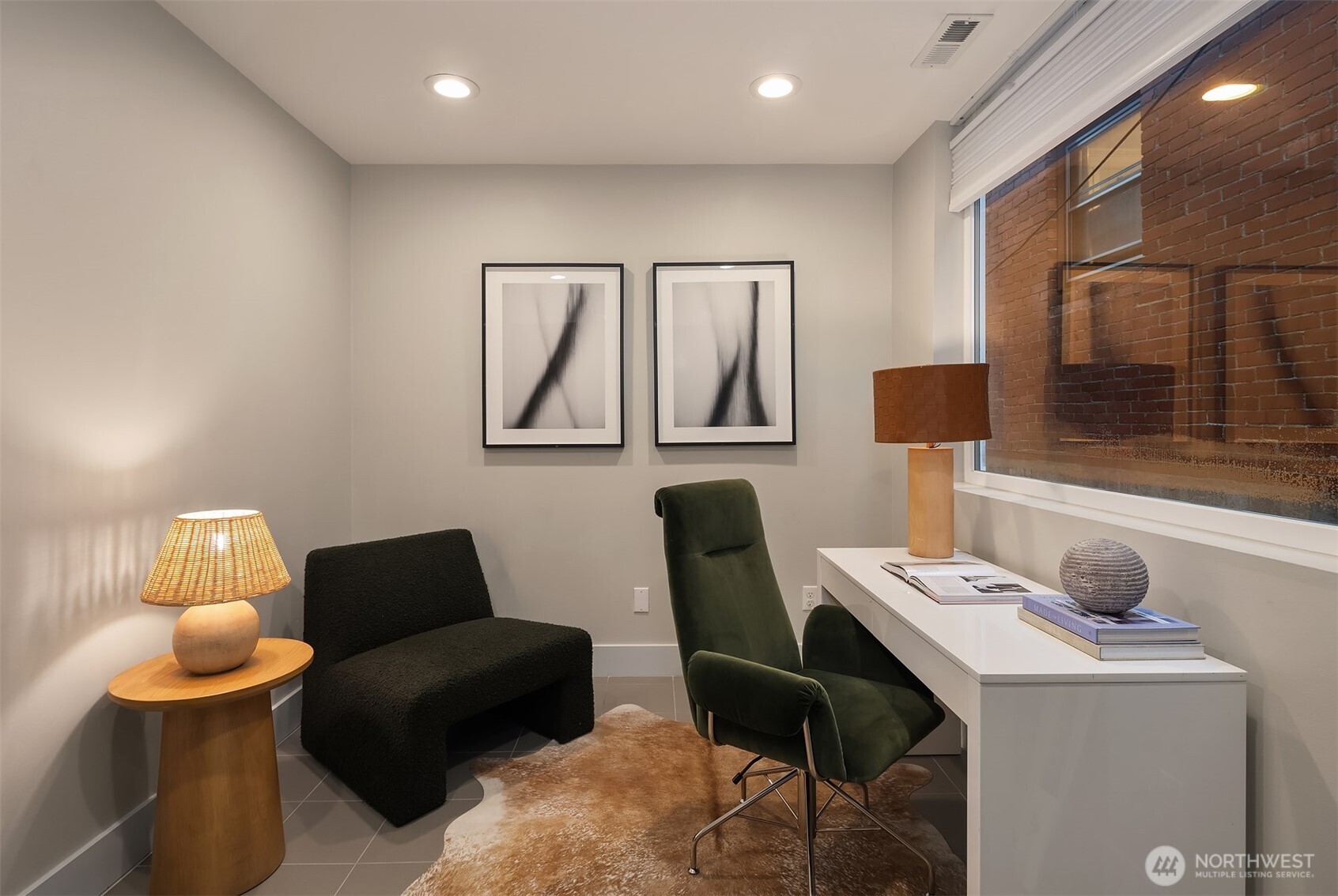 1629 42nd Avenue E Unit: B