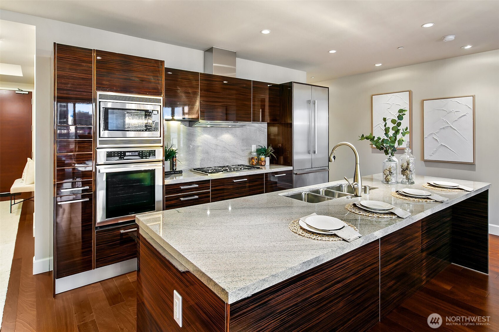 1920 4th Avenue Unit: 2101