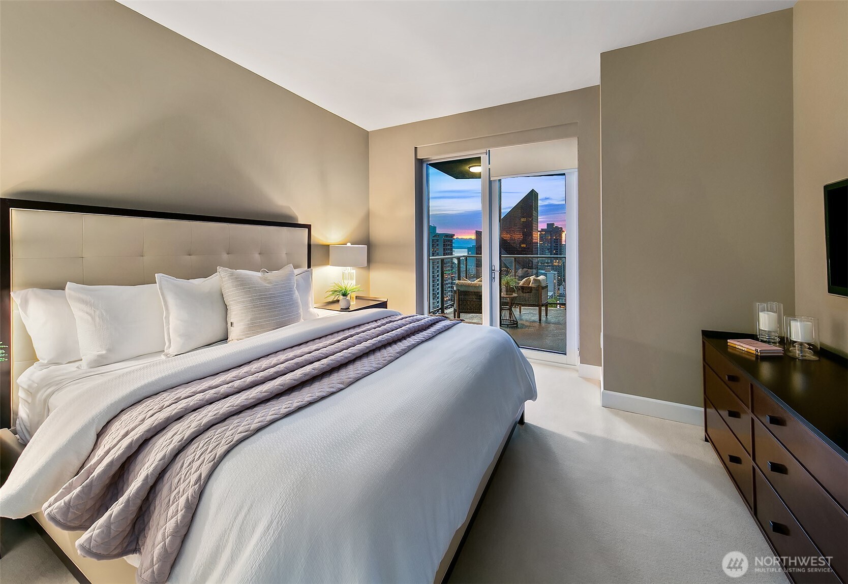 1920 4th Avenue Unit: 2101