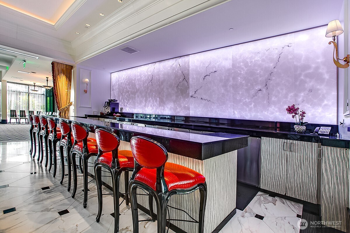 1920 4th Avenue Unit: 2101