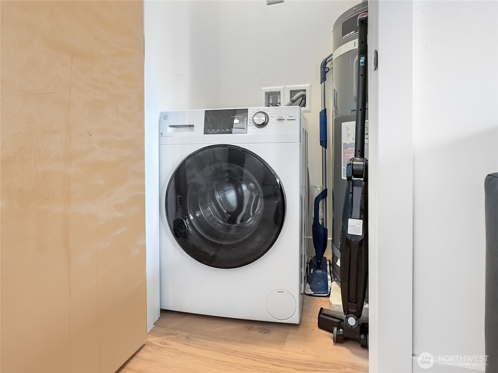 914 B N 100th Street Unit: 2