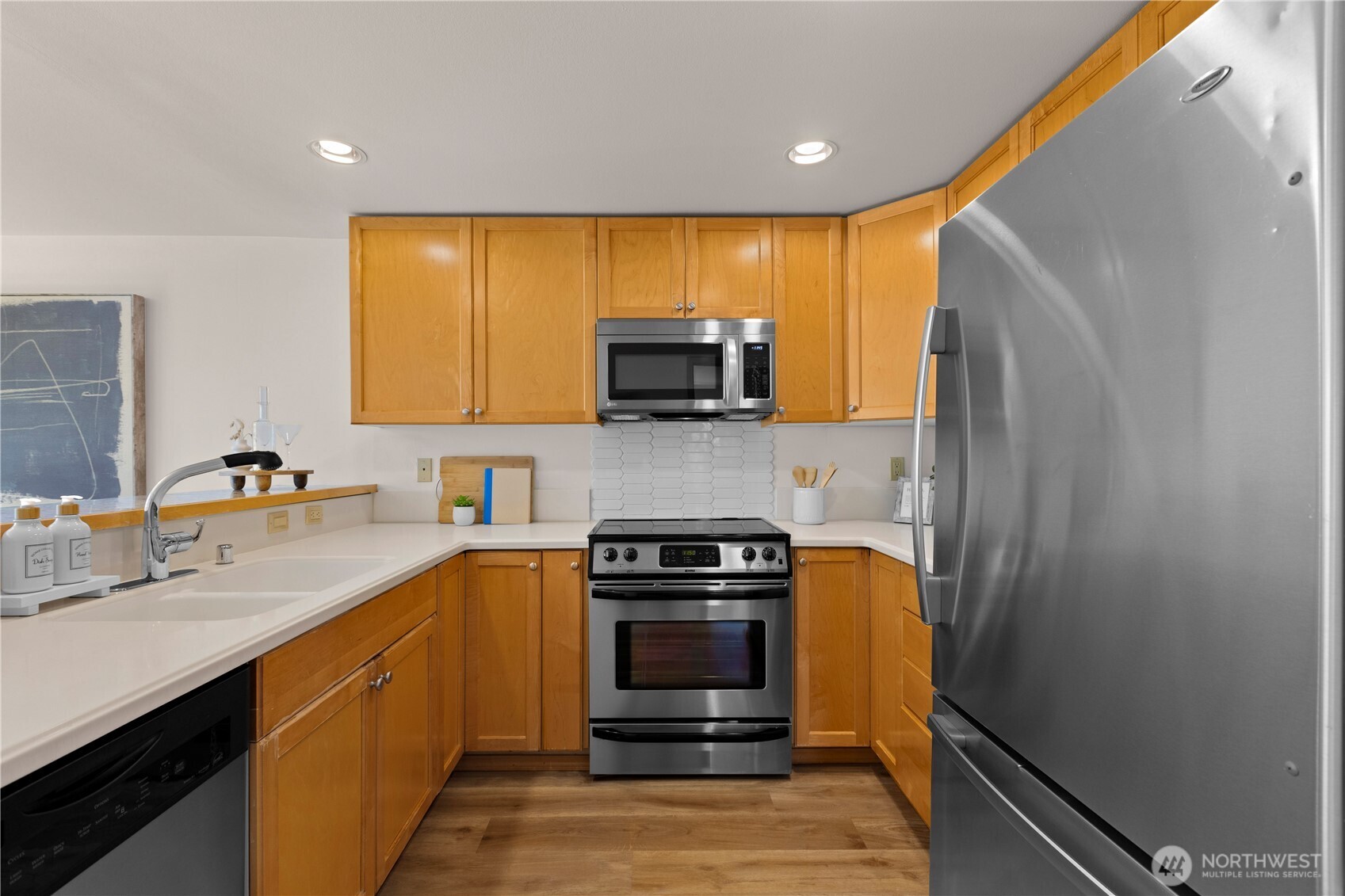 2820 E Madison Street Unit: 204