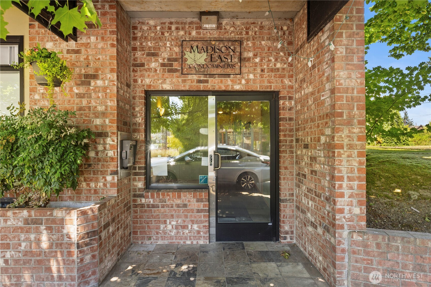 2820 E Madison Street Unit: 204