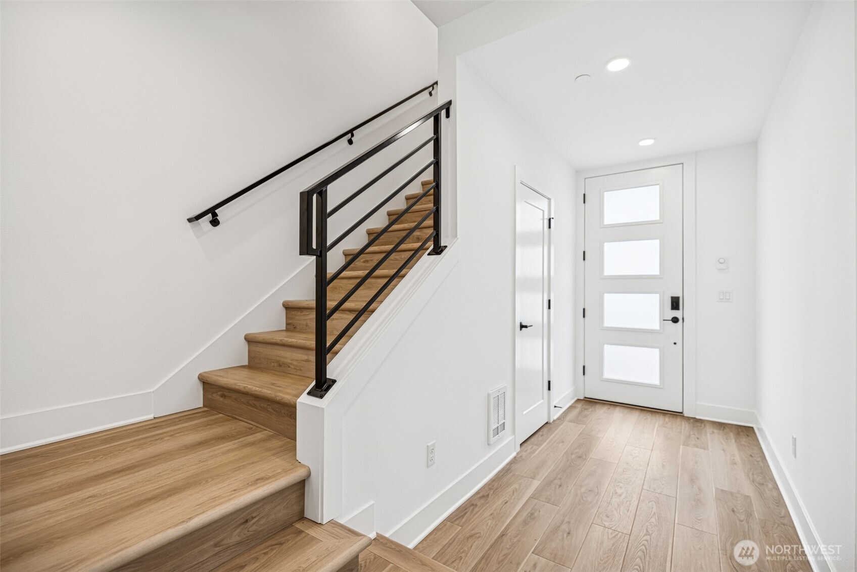 18805 99th Court NE