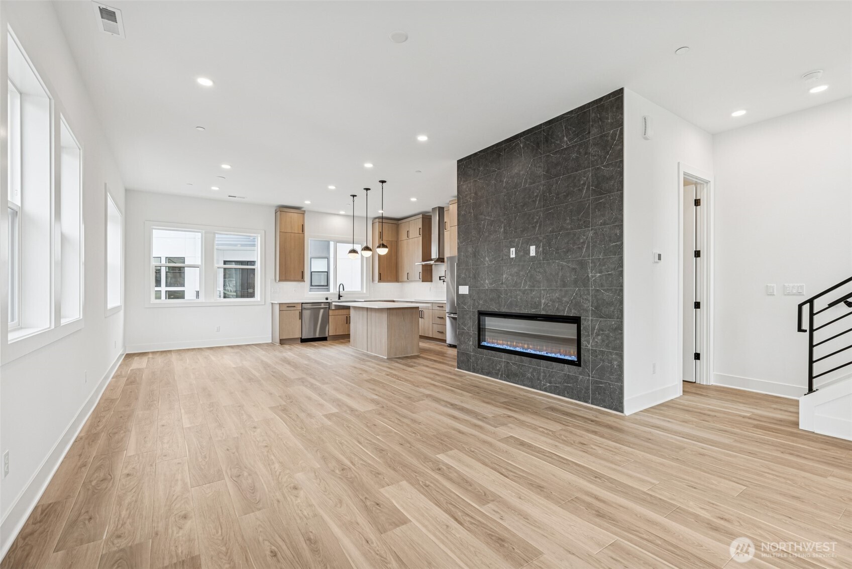 18805 99th Court NE