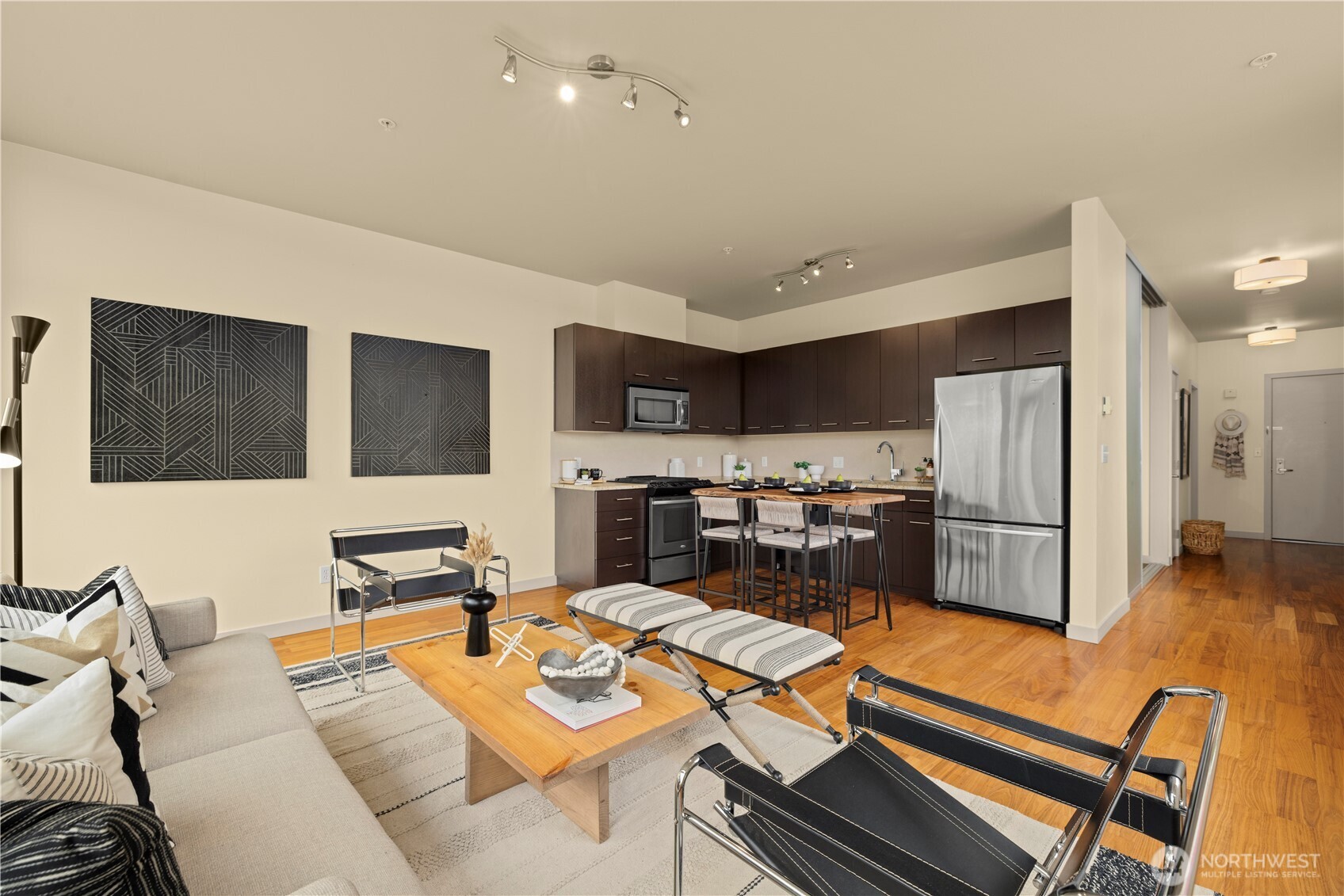 2960 Eastlake Avenue E Unit: 403