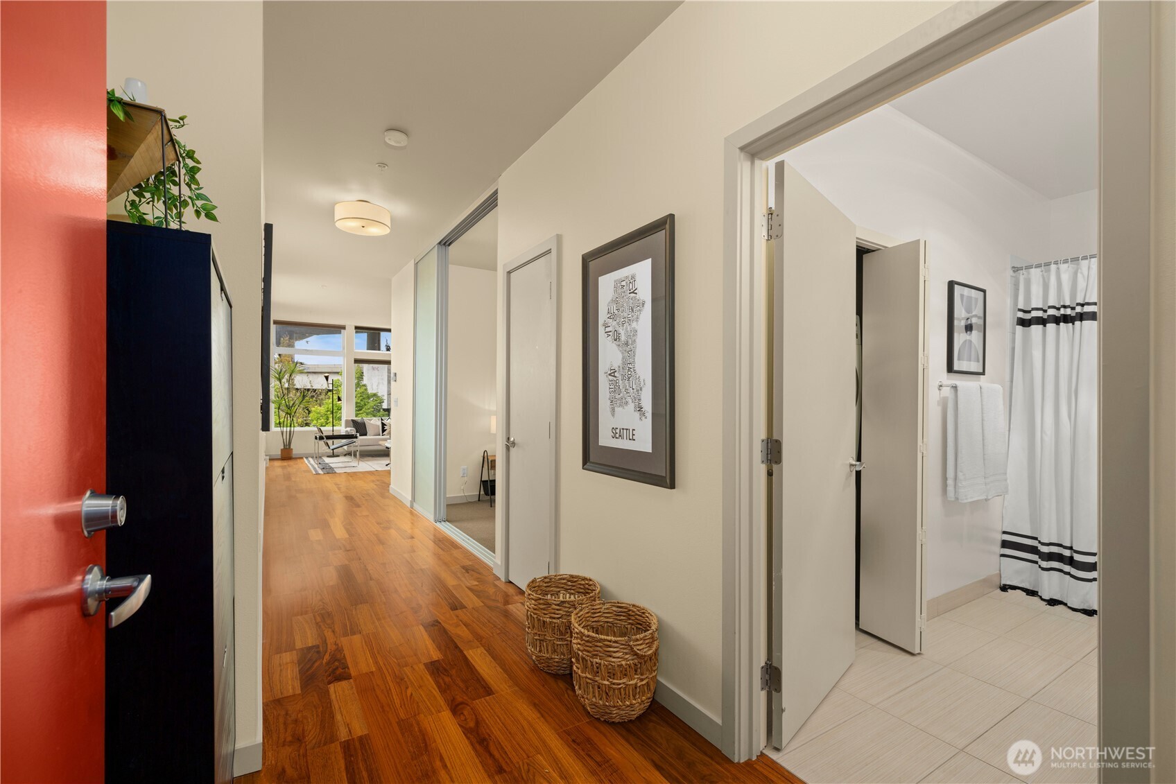 2960 Eastlake Avenue E Unit: 403