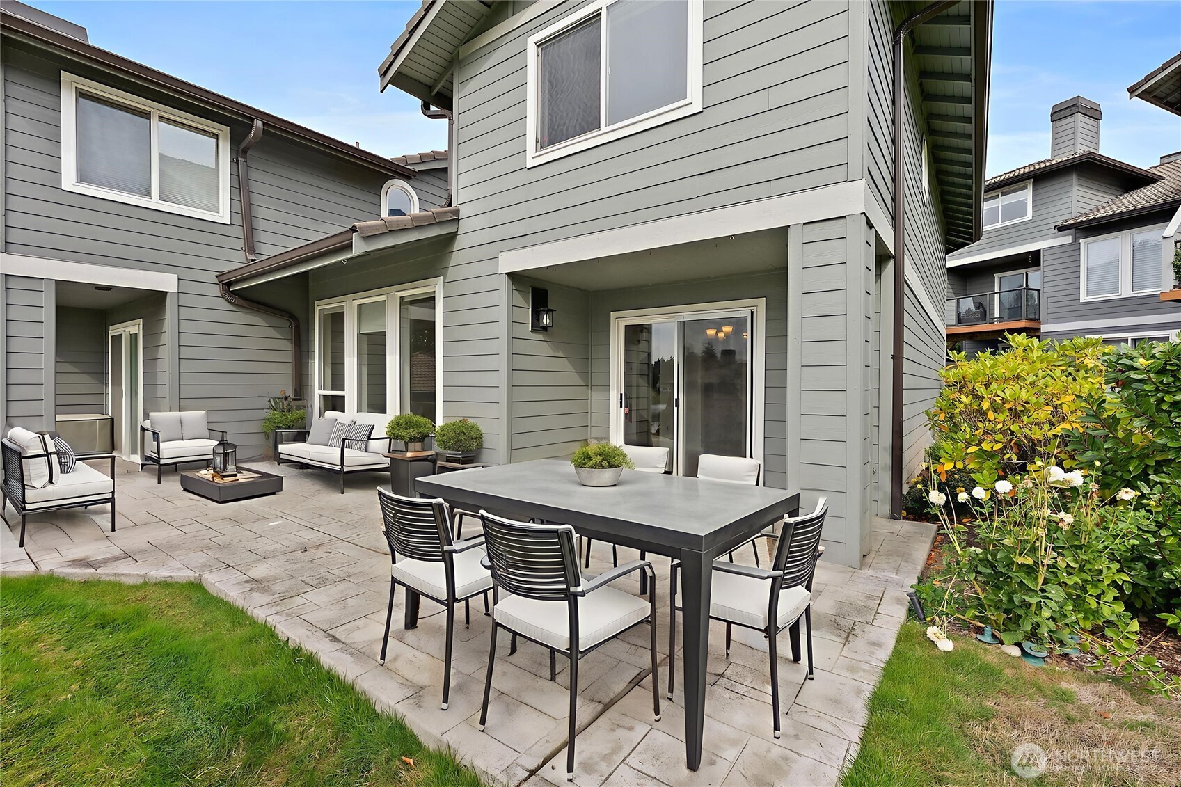 7314 Steilacoom Boulevard SW