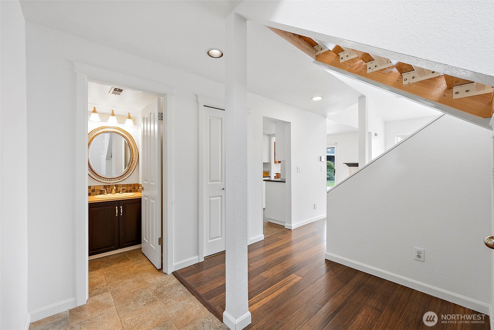 7314 Steilacoom Boulevard SW