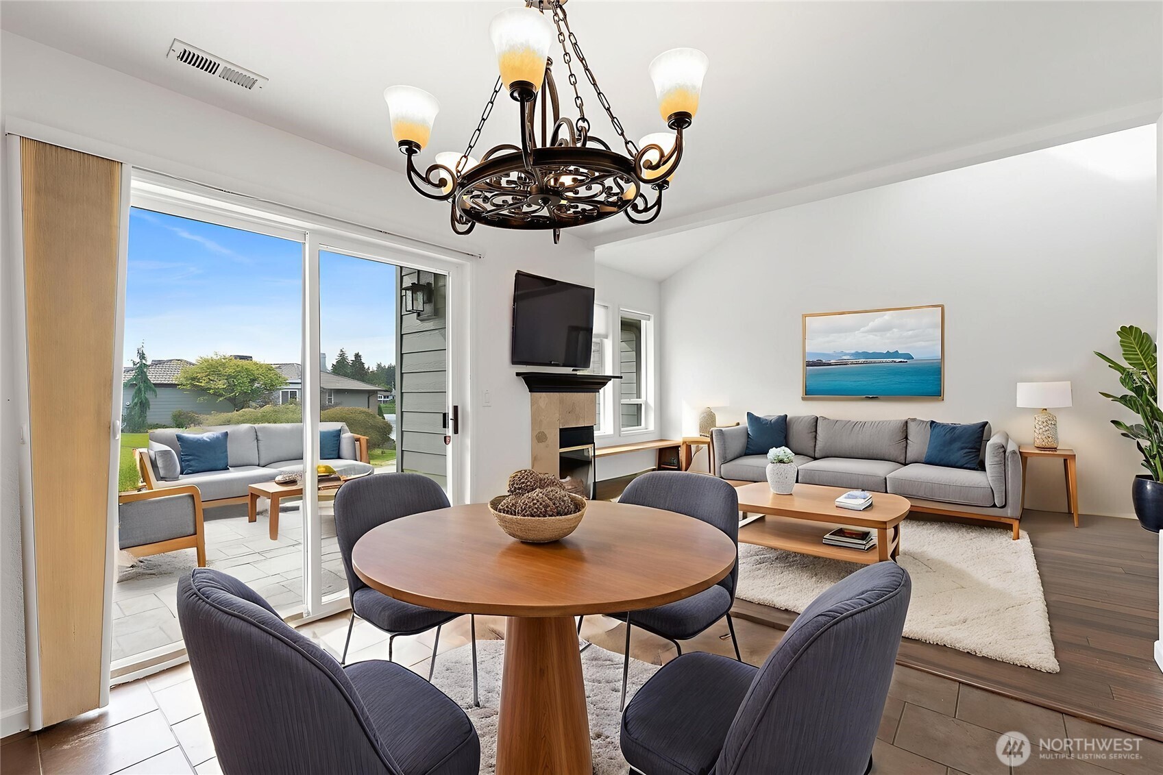 7314 Steilacoom Boulevard SW