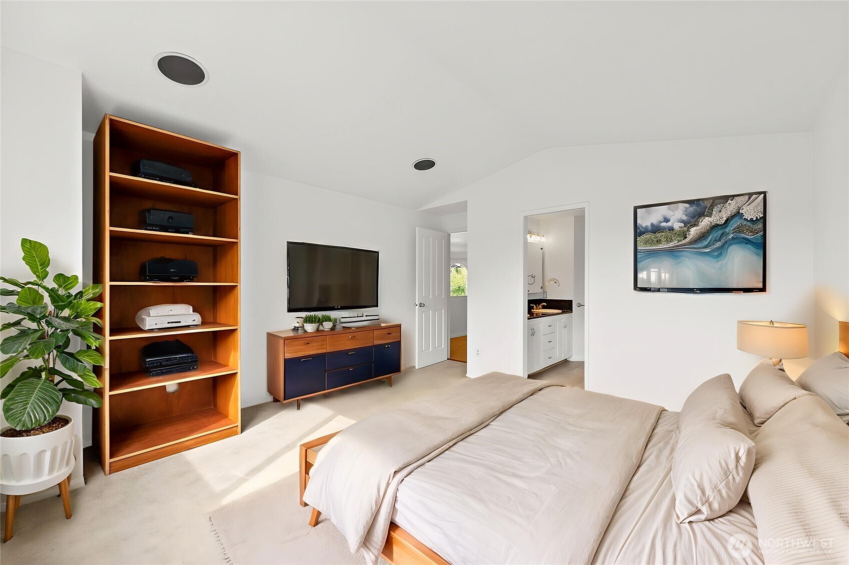 7314 Steilacoom Boulevard SW