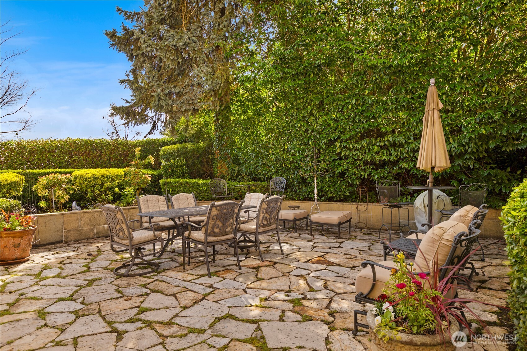 180 Lake Washington Boulevard E