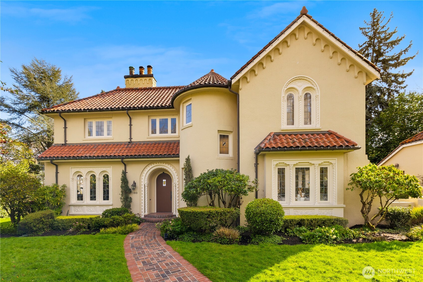 180 Lake Washington Boulevard E