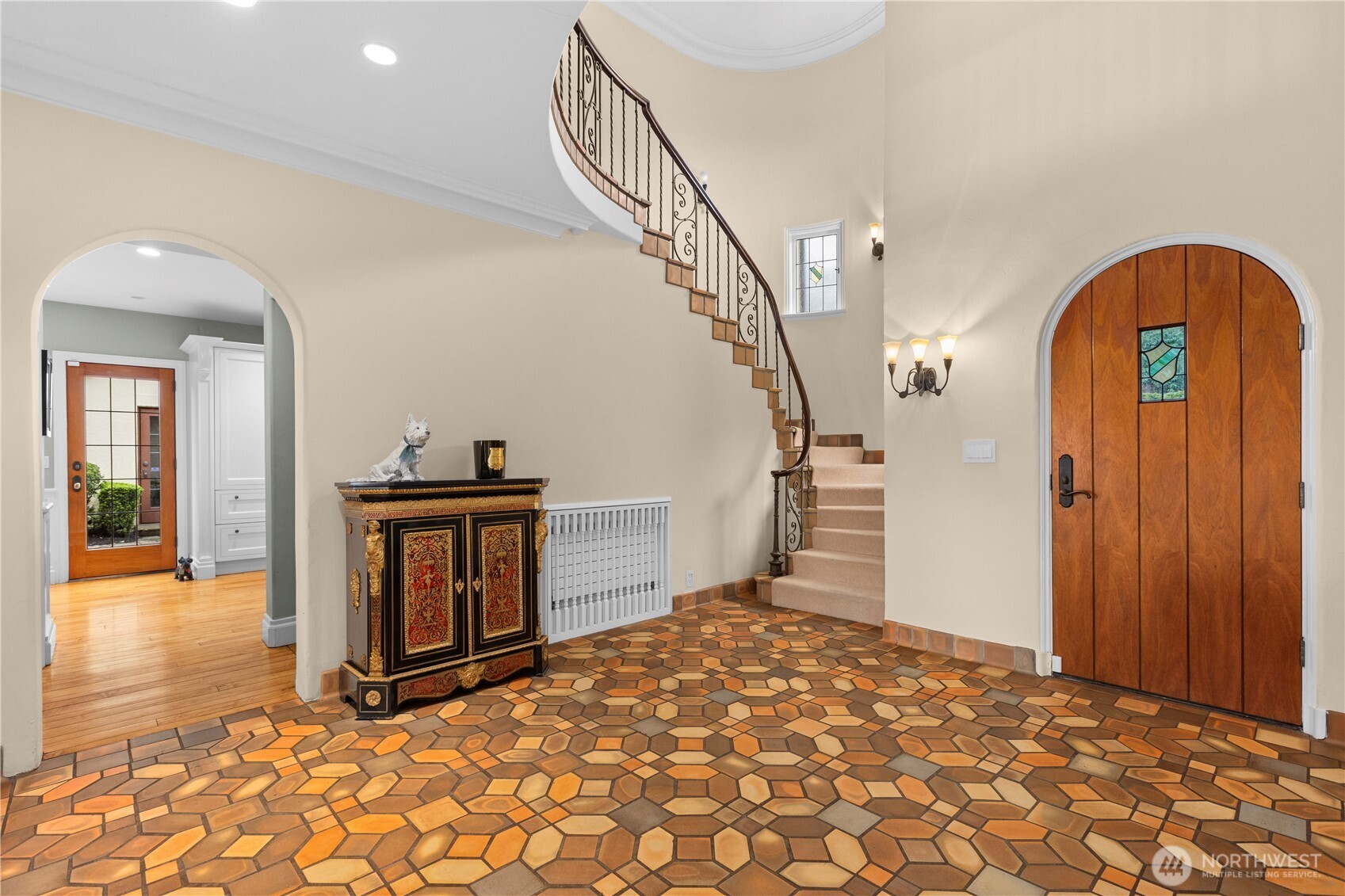 180 Lake Washington Boulevard E