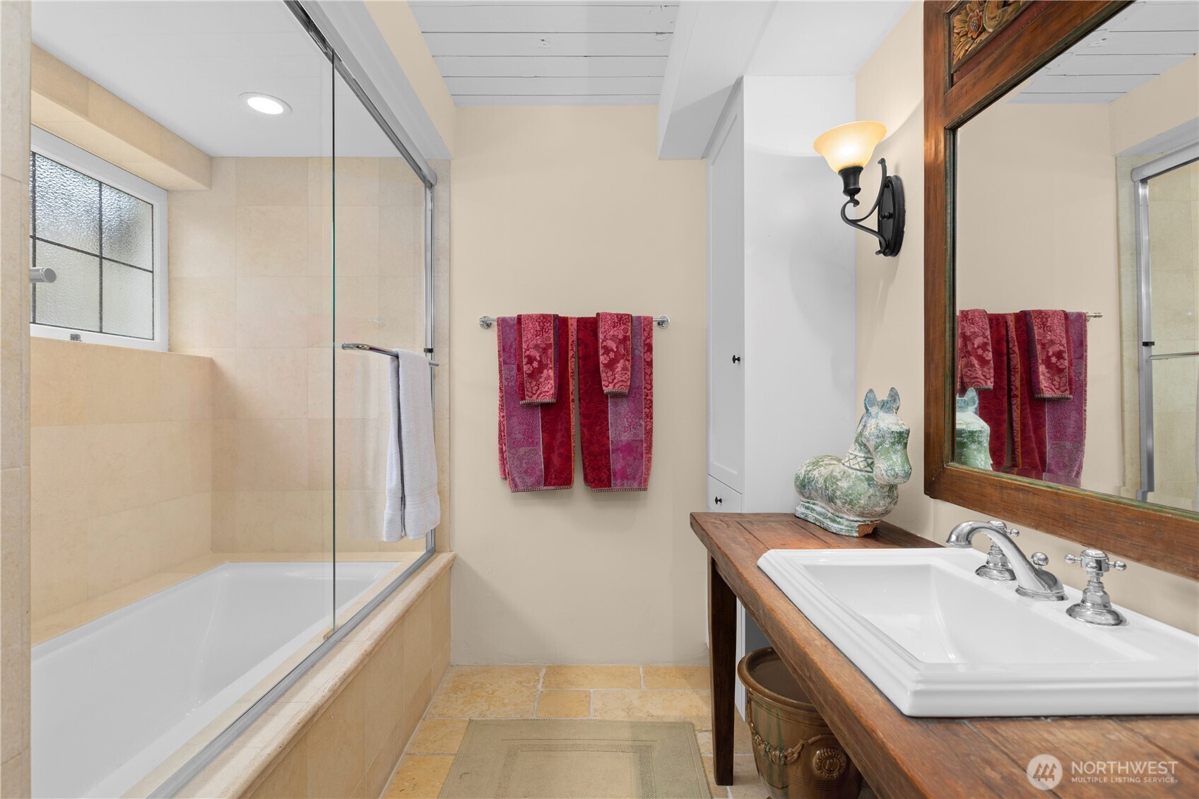 180 Lake Washington Boulevard E