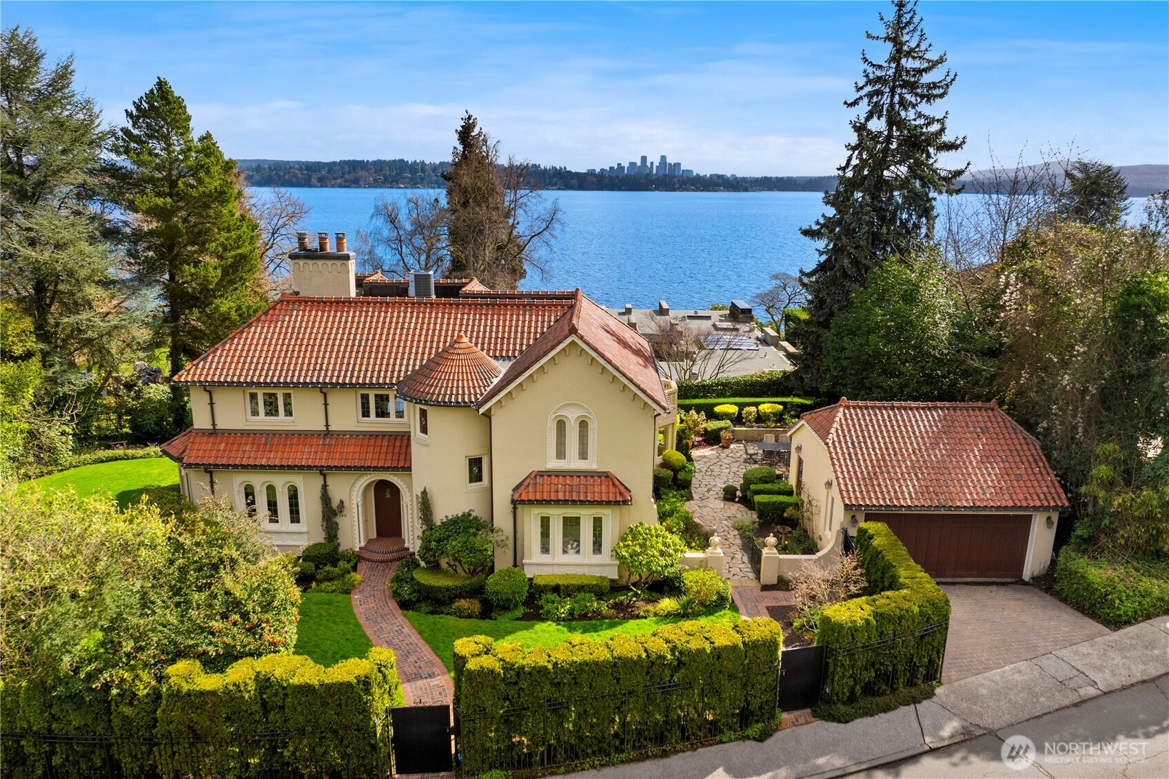 180 Lake Washington Boulevard E