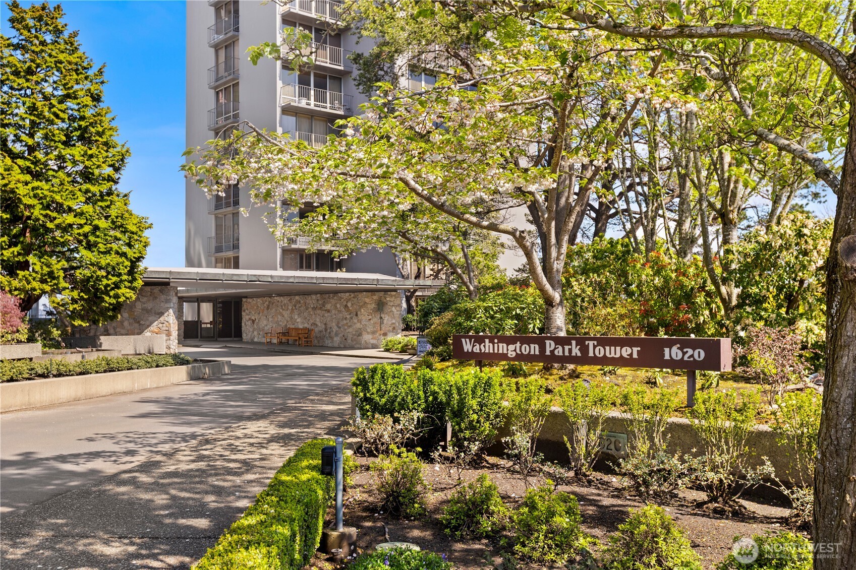 1620 43rd Avenue E Unit: 4C