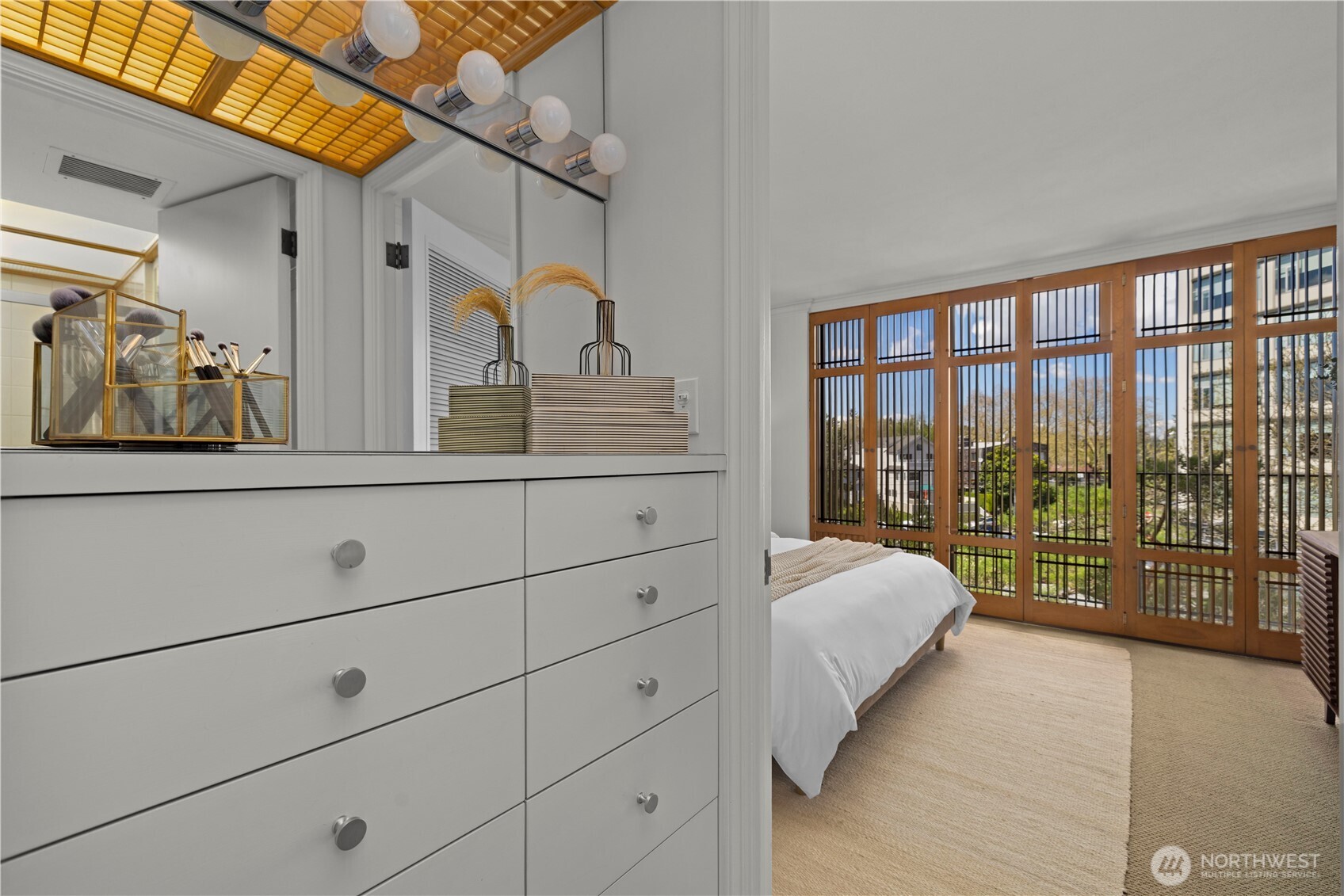 1620 43rd Avenue E Unit: 4C