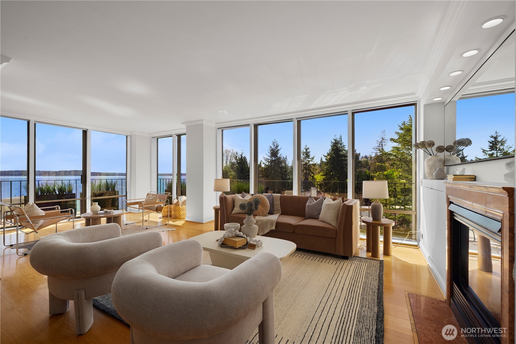 1620 43rd Avenue E Unit: 4C