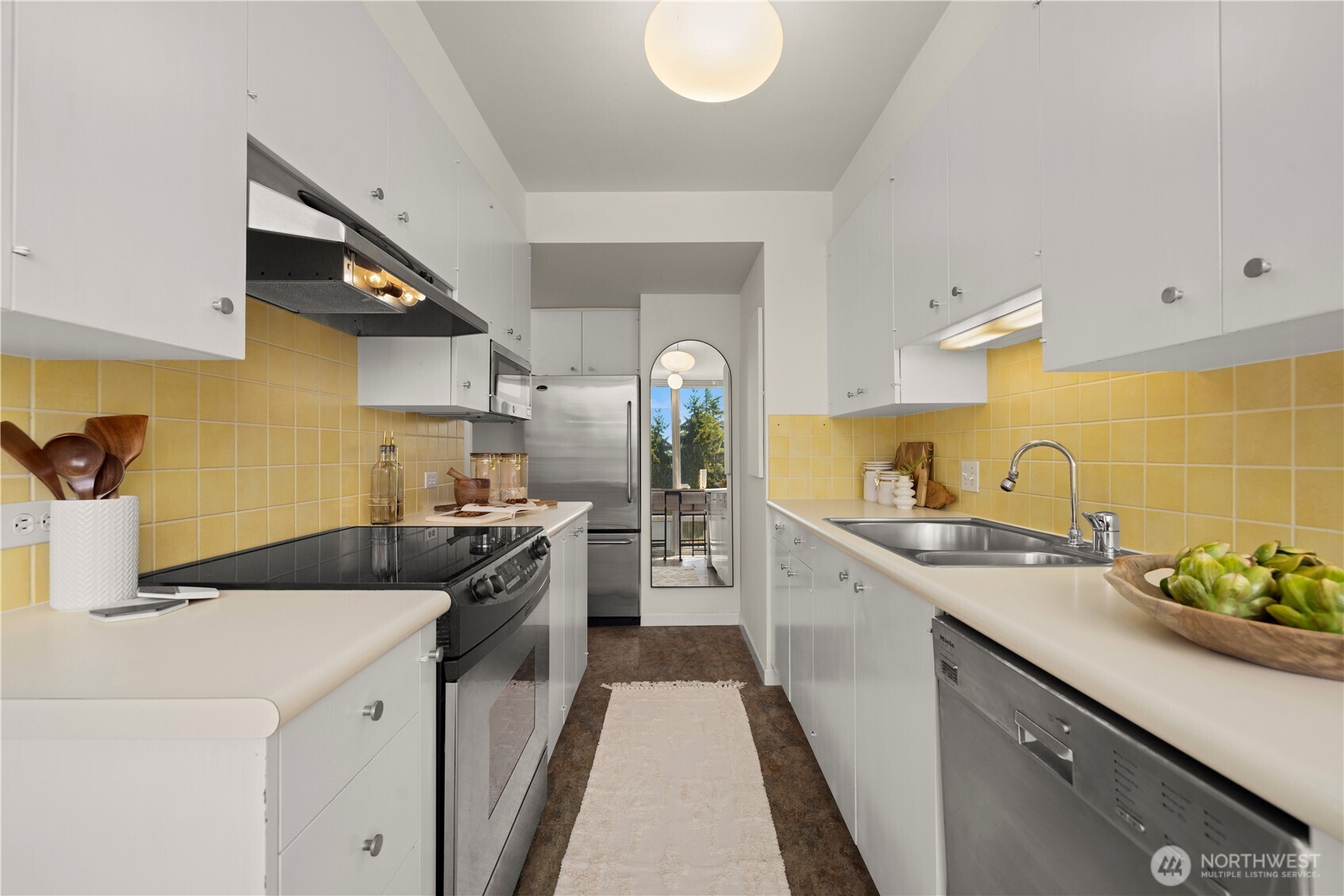 1620 43rd Avenue E Unit: 4C