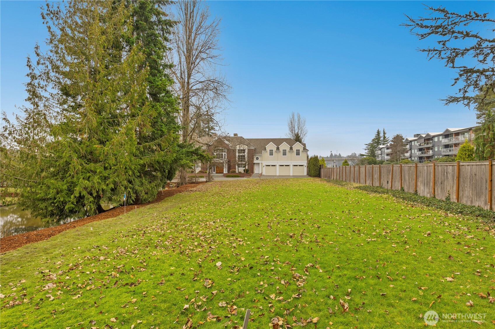 2540 39th Avenue E Unit: 5