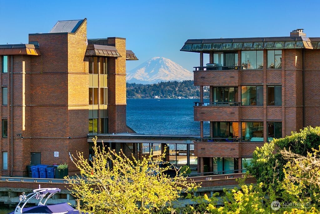 2360 43rd Avenue E Unit: 303