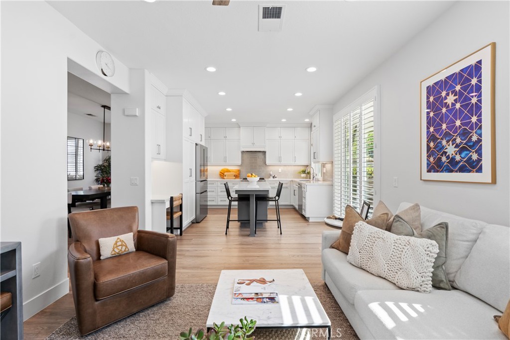 27811 Bloomfield Court