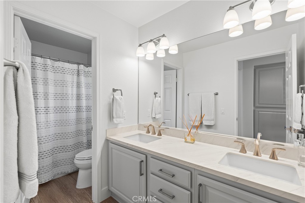 27811 Bloomfield Court