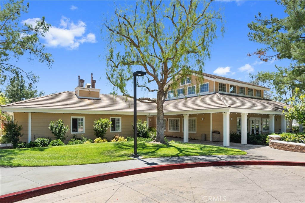 27811 Bloomfield Court