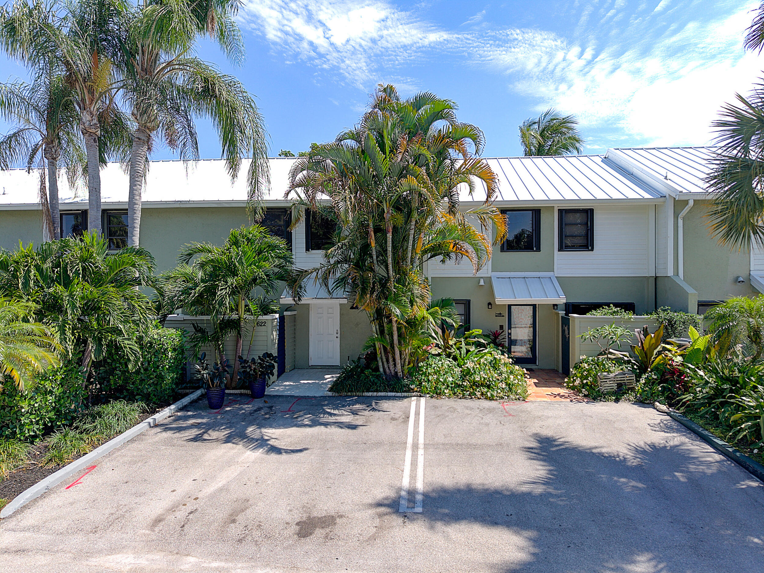 622 Mariners Way