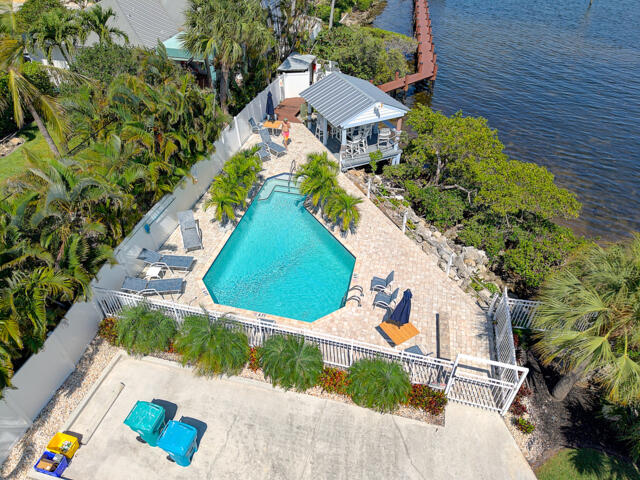 622 Mariners Way