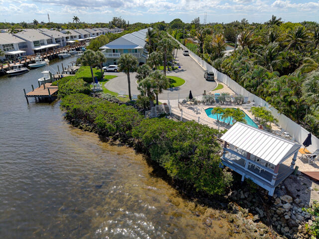 622 Mariners Way
