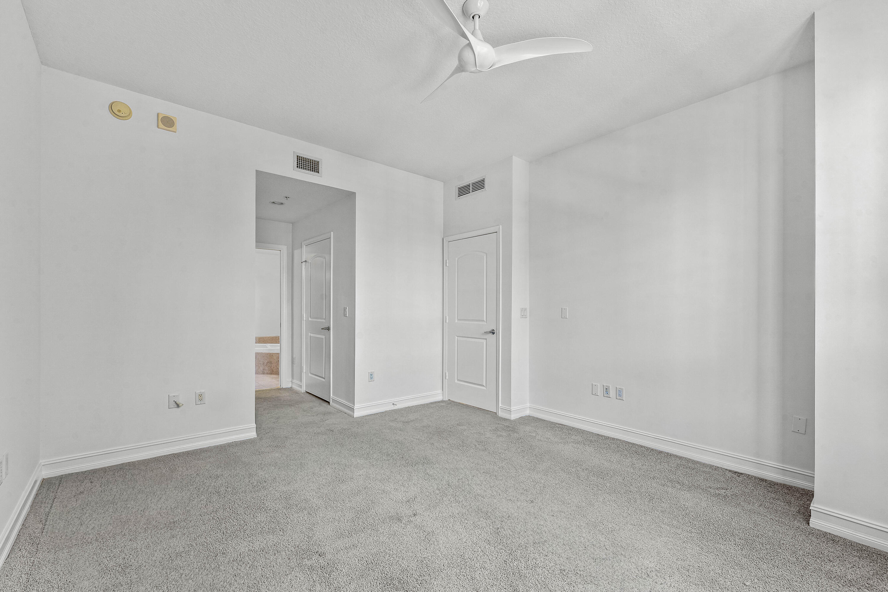701 S OLIVE Avenue 1203